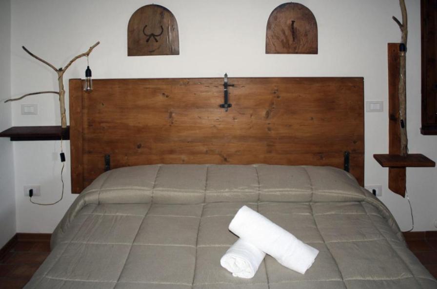 Country House Ca' Vernaccia * Urbino